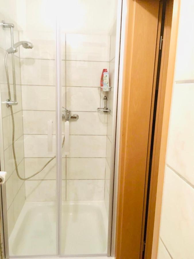 No2 Top Apartment4You - 3 Zimmer, 1-6 Pers, Saarbruecken - Jaegersfreude ซาร์บรึคเคน ภายนอก รูปภาพ